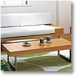 シンプルデザインのローテーブル AT